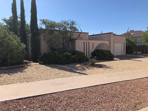 3rd image of 752 Tepic Dr
