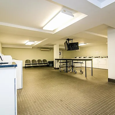 Rented by Nooklyn NYC LLC | media 45