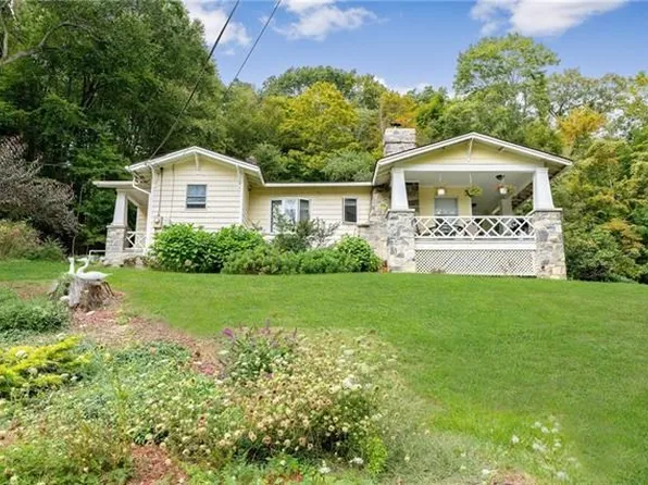 58 Farmers Mills Rd, Carmel, NY 10512