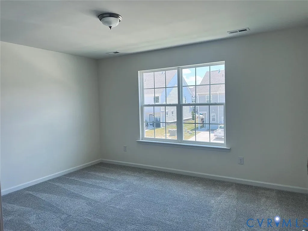 3 bed, 2.5 bath, 1747 sqft, $2,250 — Photo 4
