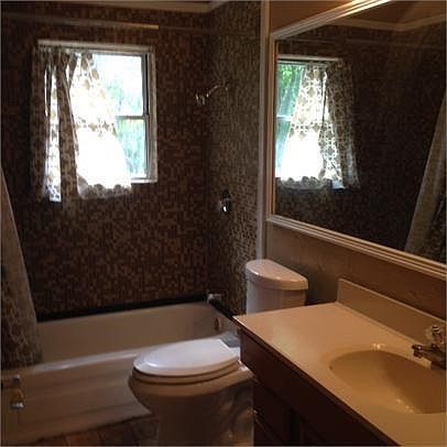 5th image of 1205 Prince Dr
