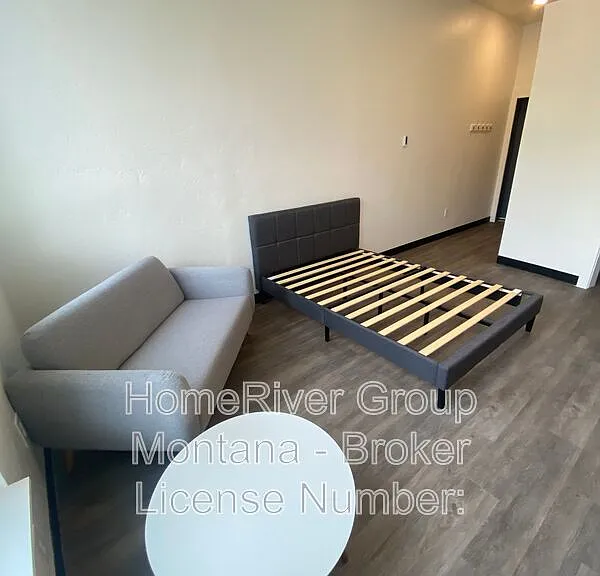 320 Clay St #104 — Photo 6