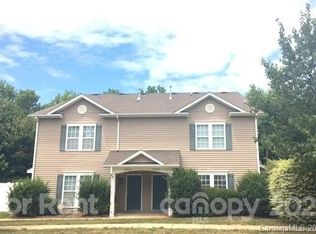 13647 Pinyon Pine Ln, Charlotte, NC 28215