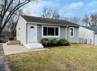 1468 County Road B E, Maplewood, MN 55109