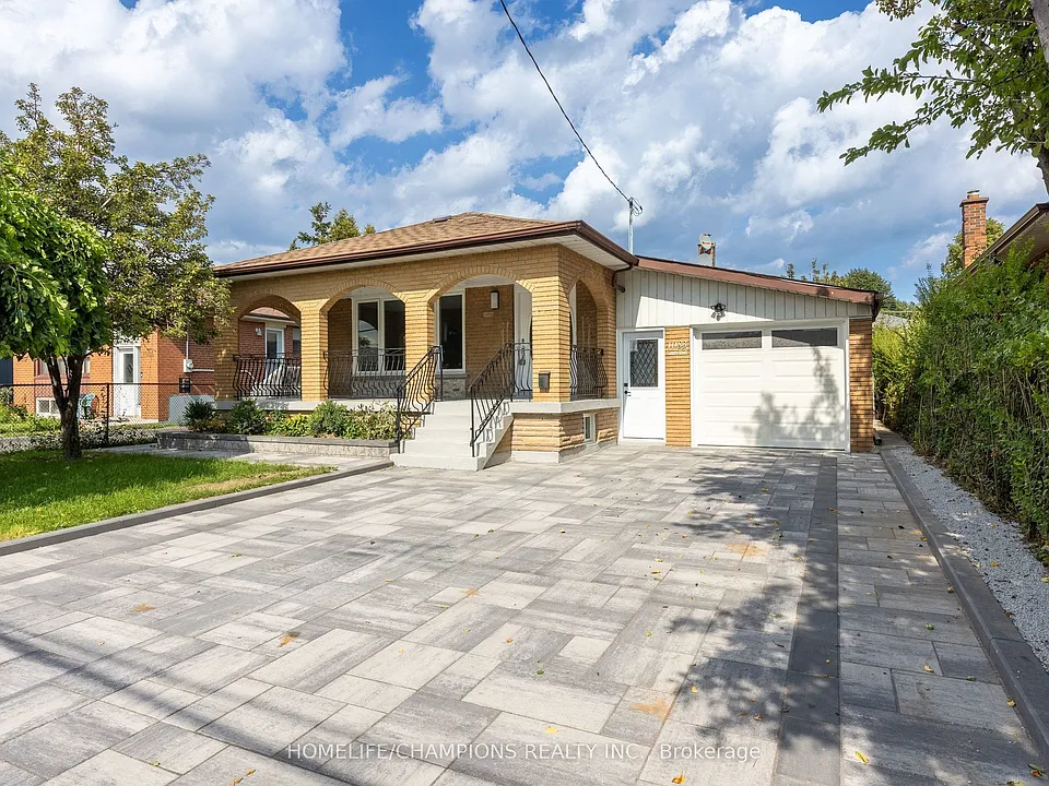1083 Birchmount Rd