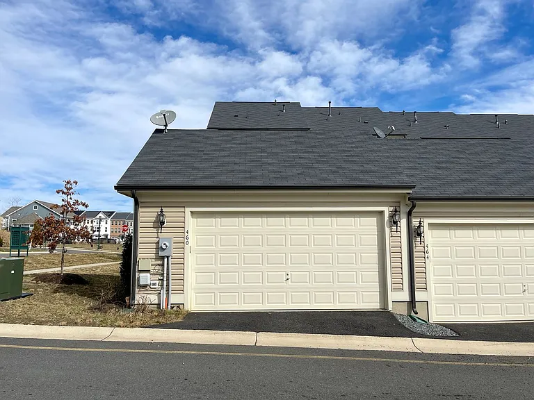 460 Coneflower Ln — Photo 47