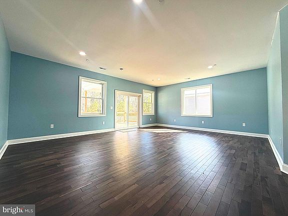 5th image of 21733 Centennial Lane Rock