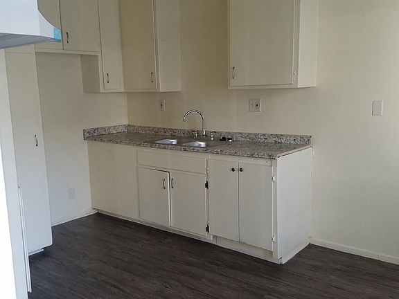 3rd image of 3934 N Lugo Ave APT 7