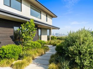 2216 Winona Blvd, Los Angeles, CA 90027
