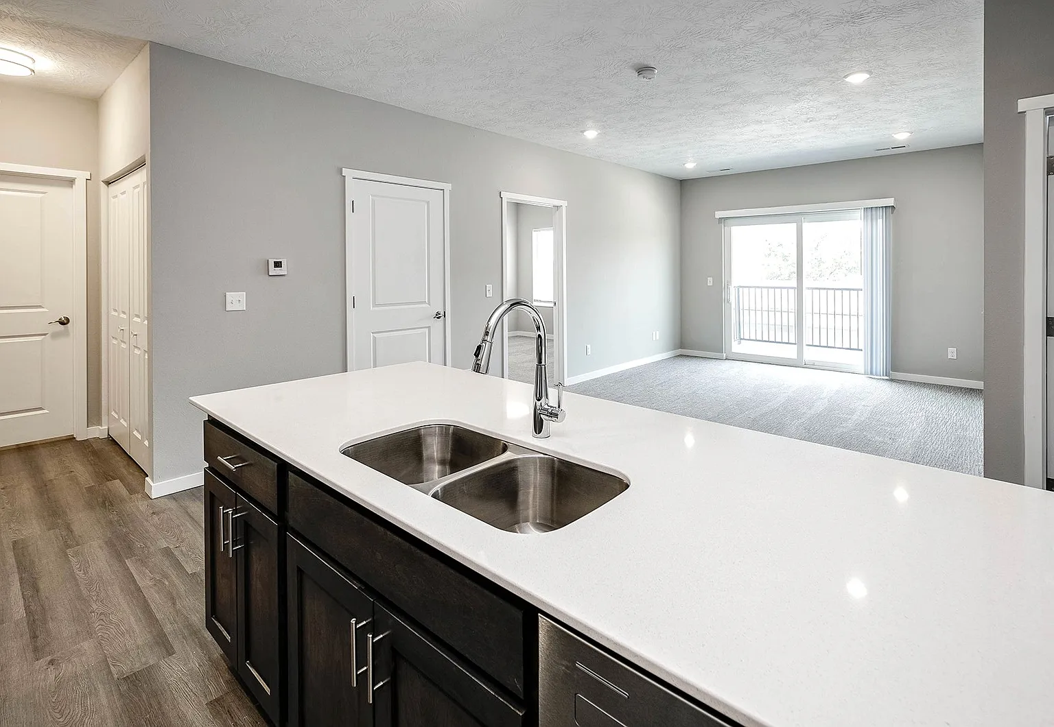 Prairie Park Apartments — Photo 4