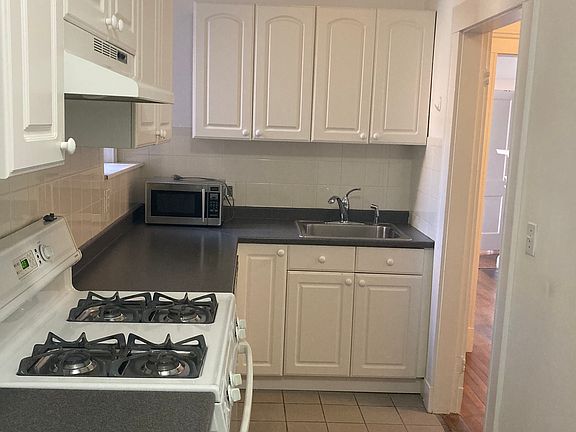 2nd image of 52 Garden St #44A