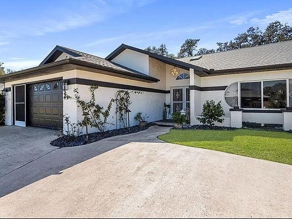 2nd image of 124 Florida Park Dr