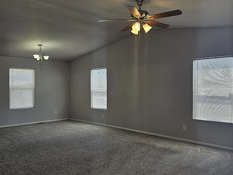 8301 N 103rd Ave #216 — Photo 4