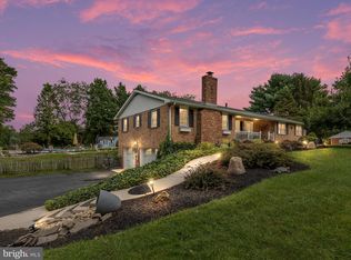 8 Lyric Dr, Newark, DE 19702