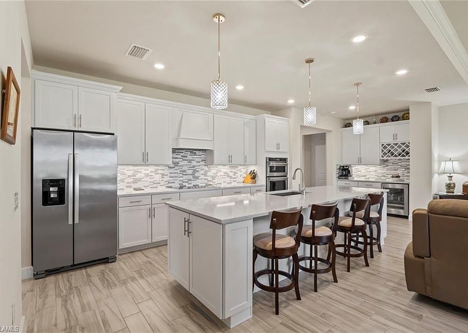 1st image of 6483 Holiman WAY