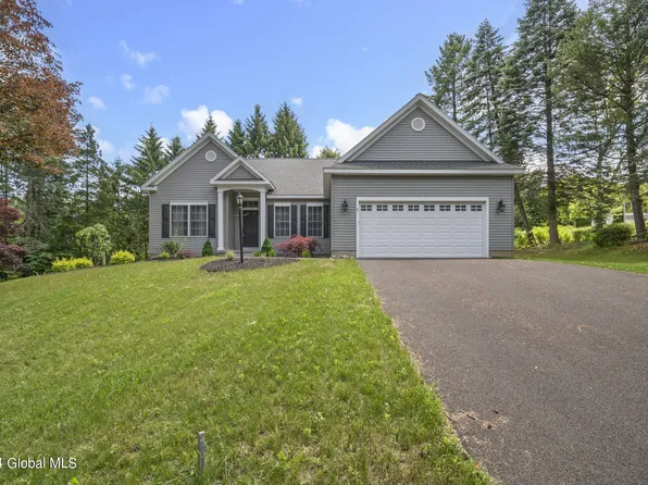 2 Delucia Terrace, Loudonville, NY 12211