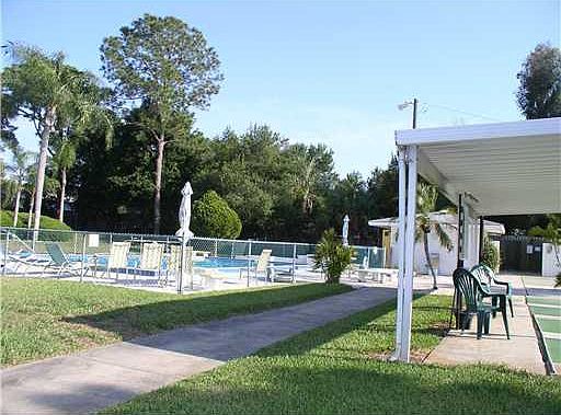2nd image of 12400 Park Blvd APT 105