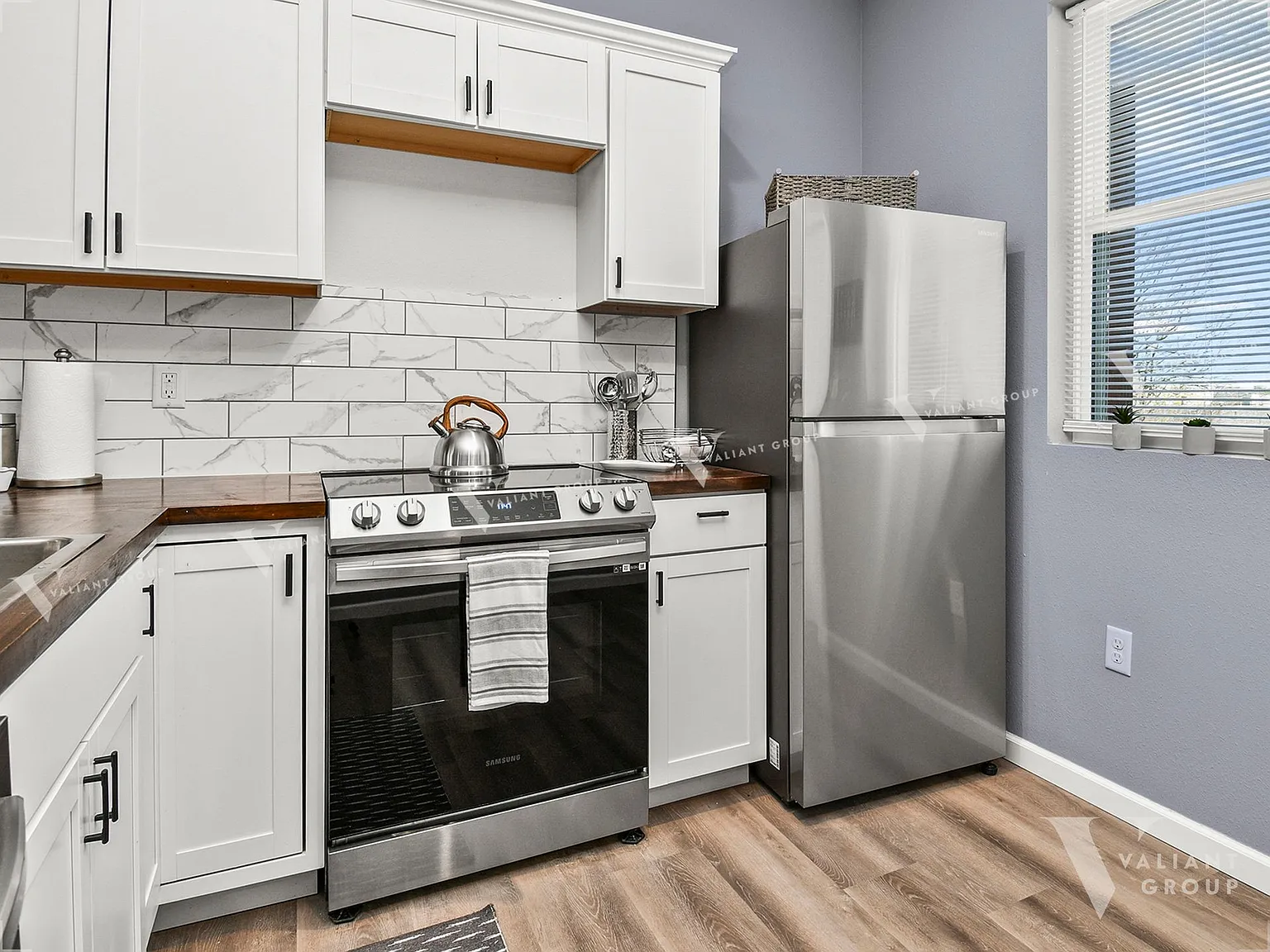 Oakwood Apartments on Cherry Street — Photo 4
