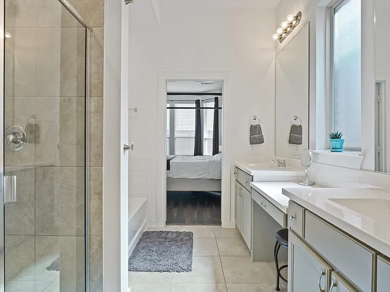 525 Overton Ave — Photo 15