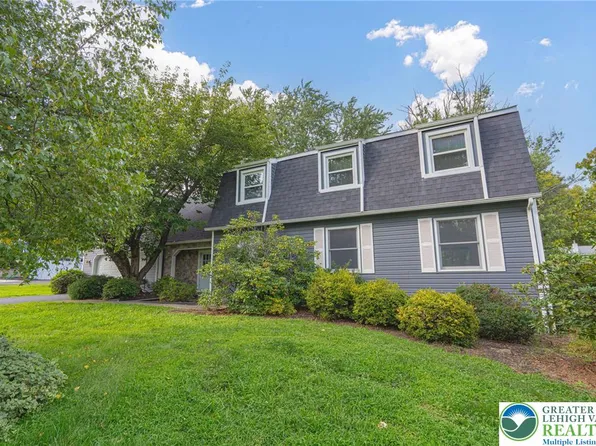 26 Russet Dr, Easton, PA 18045