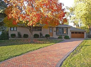 2538 Donald Ct, Glenview, IL