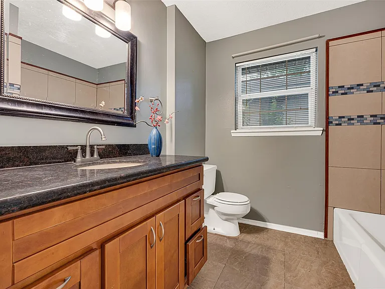 11826 Oceanview St — Photo 19