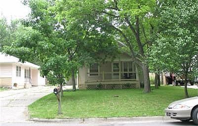 1st image of 808 Woodland St