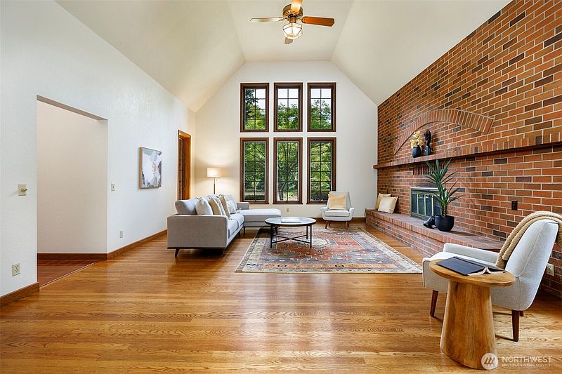 5th image of 6573 NE Windermere Road