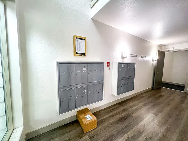 9100 Roosevelt Apartments — Photo 34