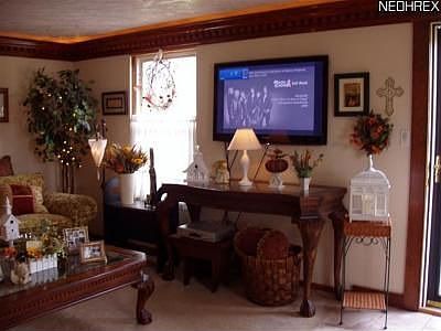 5th image of 1910 King James Pkwy APT 25