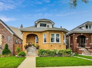 5322 W Wolfram St, Chicago, IL 60641