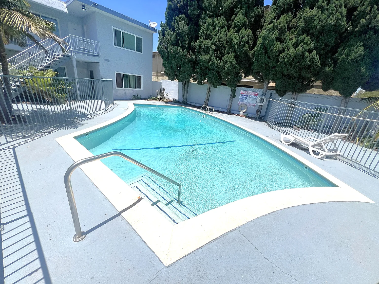 Doty — Photo 2