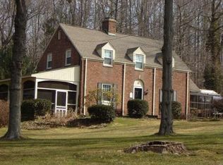 30 Foote Hill Rd, Northford, CT 06472