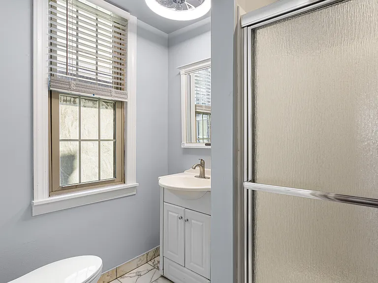 202 E Girard Ave #1 — Photo 17