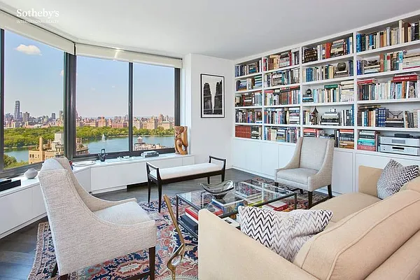 Rented by Sotheby's International Realty | media 3