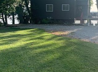 1197 Sunset Dr, East Peoria, IL 61611