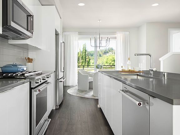 Interior Image For The Lilac