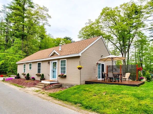 109 Chases Grove Rd, Derry, NH 03038