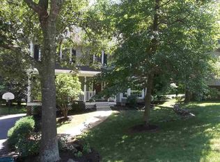 1881 Amberfield Dr, Charlottesville, VA