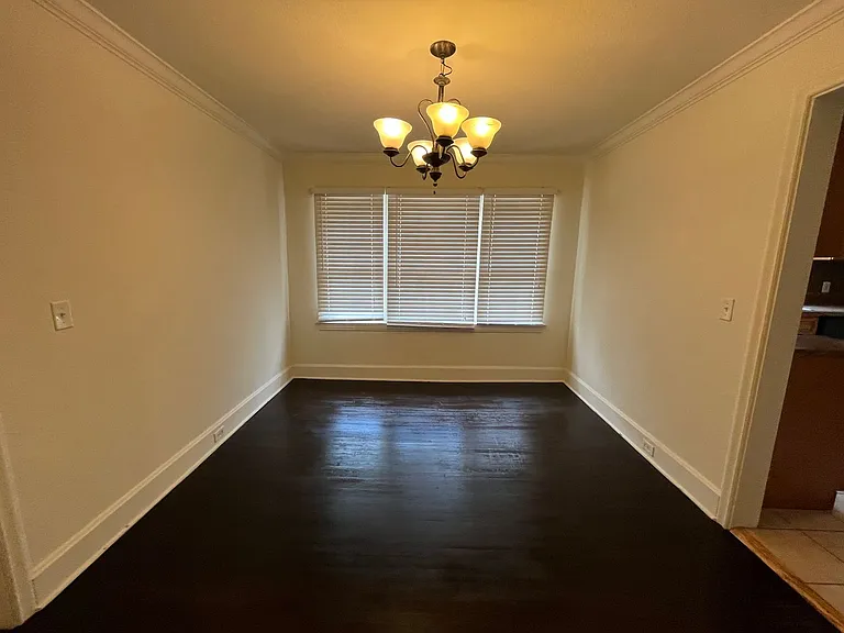 123 E Park Ave — Photo 4