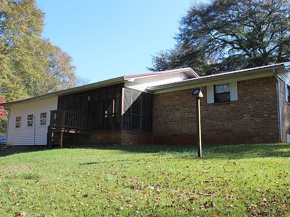 2nd image of 128 Crump Dr