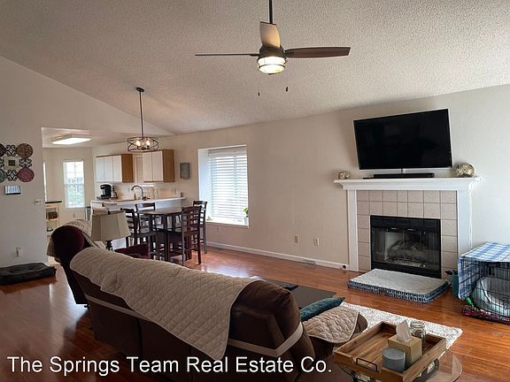 3rd image of 8212 Telegraph Dr