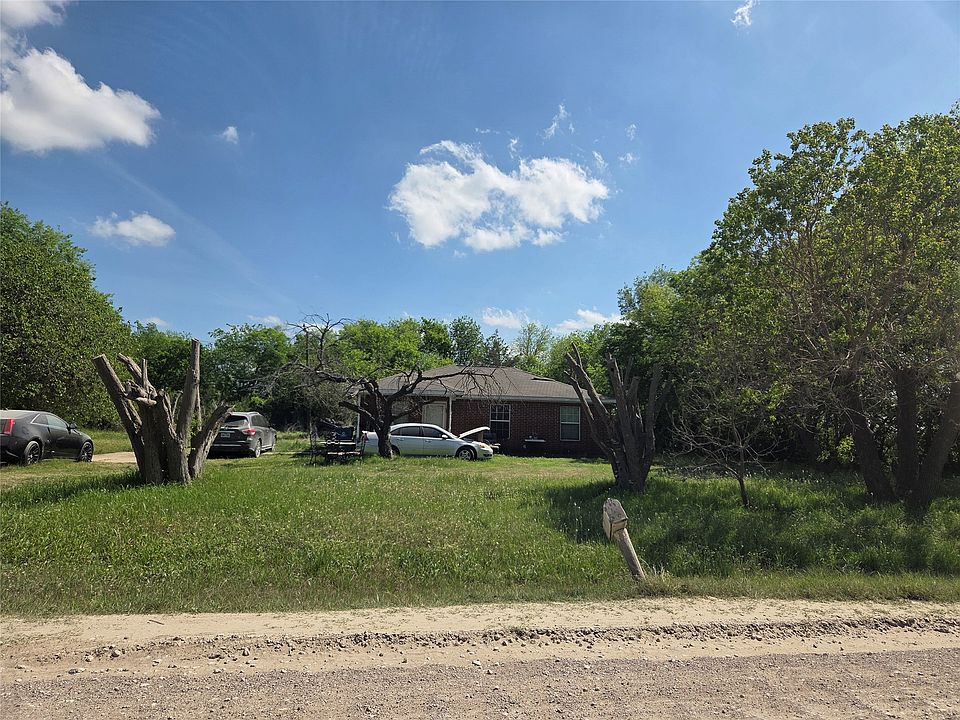 1st image of 501 W Fannin St