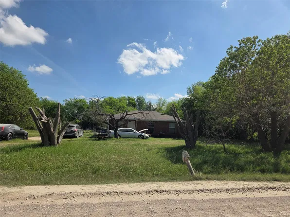501 W Fannin St, Rice, TX 75155