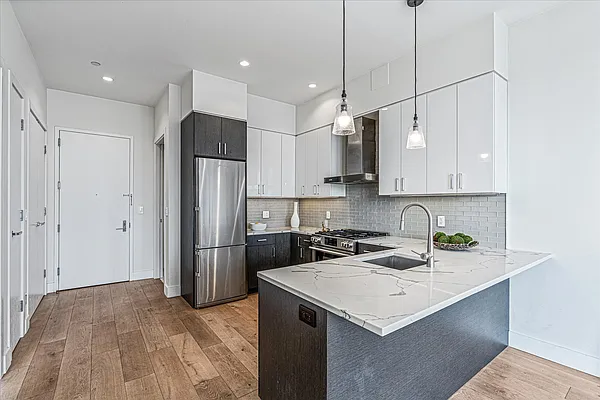 Kitchen, photo 1