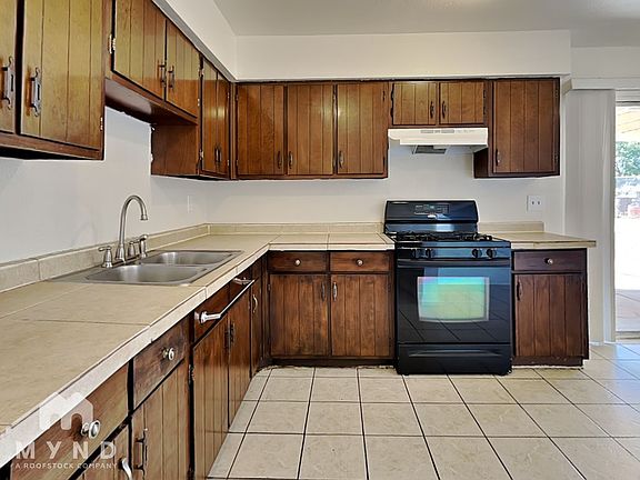 5th image of 15426 N Cactus Ln