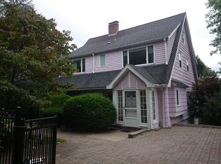 39 Mount Alvernia Rd, Newton, MA 02467