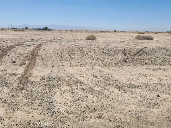 1974 Sea View Dr, Thermal, CA 92274