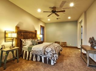12206 Wildhorse Ave, Bakersfield, CA