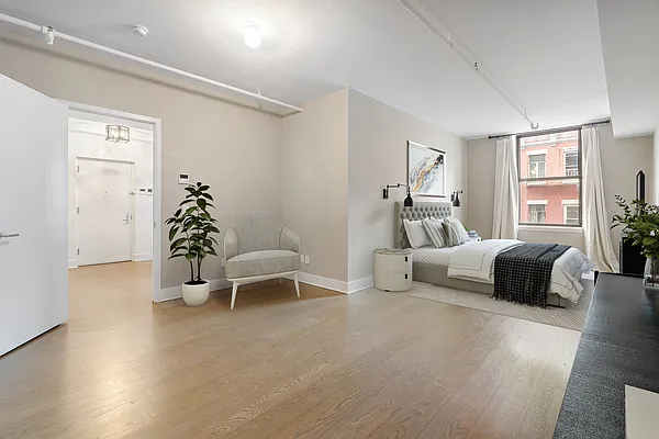 Rented by SERHANT. | media 21